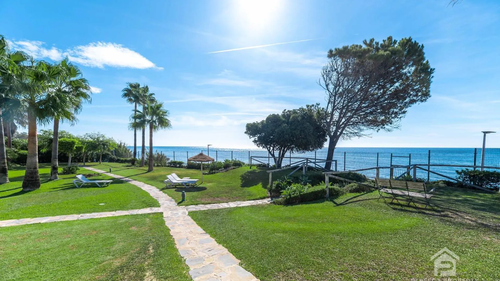 Apartmán Casa Africa - Exclusive 2Br By The Sea With Pool Estepona 0*,  Španělsko