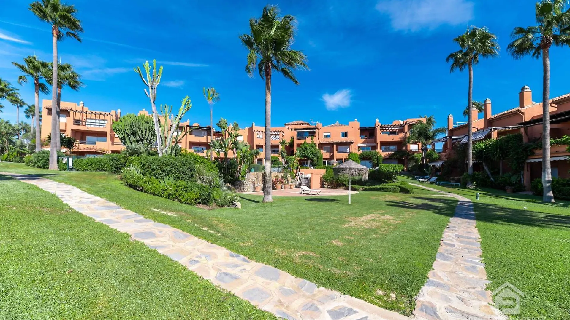 Casa Africa - Exclusive 2Br By The Sea With Pool Διαμέρισμα Εστεπόνα