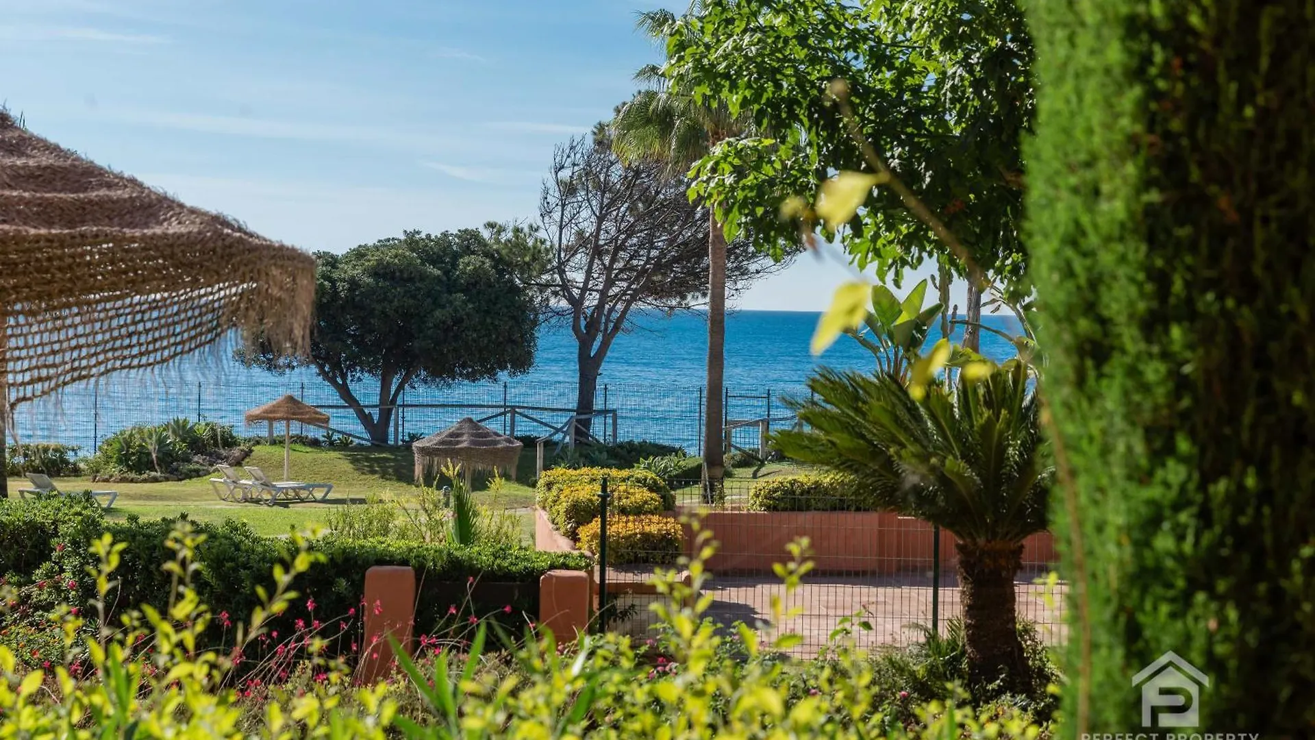 Apartmán Casa Africa - Exclusive 2Br By The Sea With Pool Estepona